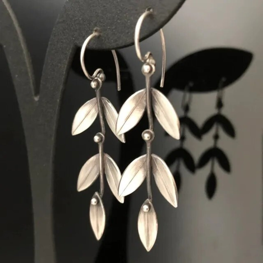 Vintage Silver Dangling Leaf