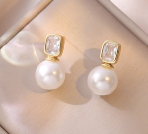 Elegant Bronze Zirconia Pearl