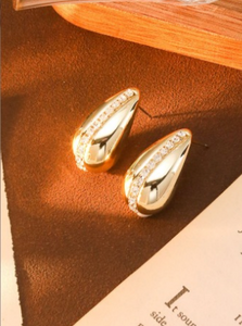 Elegant Silver Leaf Bright Gold