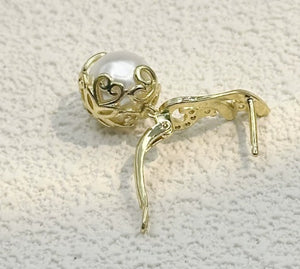 Elegant Pearl Zirconia Earrings