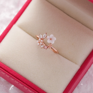 White Blossom Rose Gold Ring