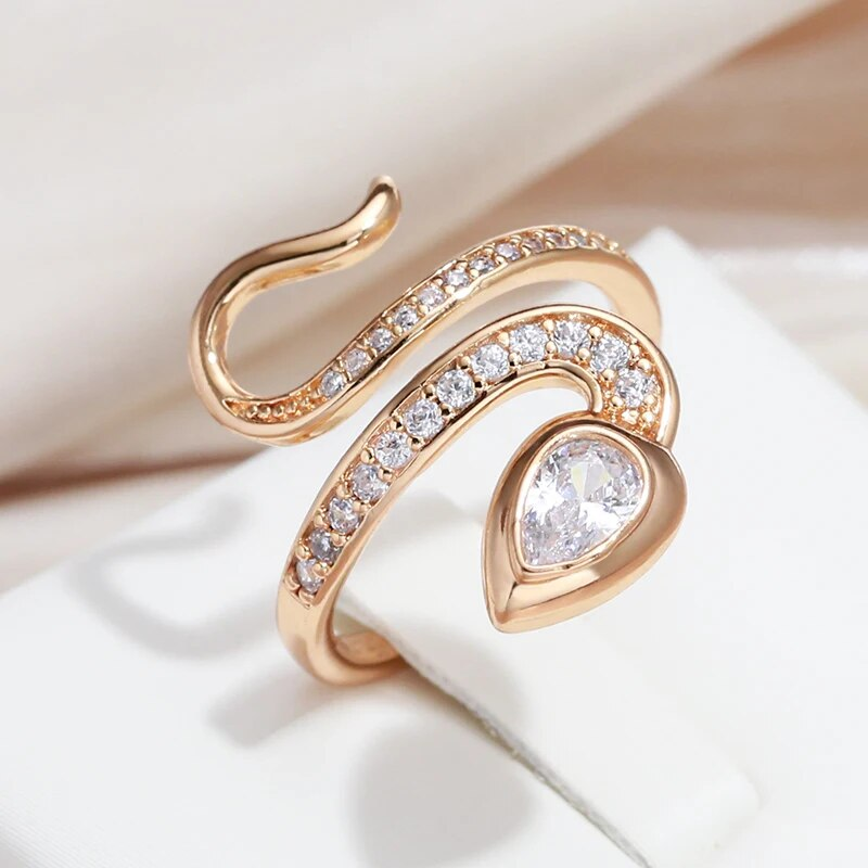 Elegant Zirconia Serpent Ring