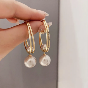 Elegant Baroque Pearl Earrings