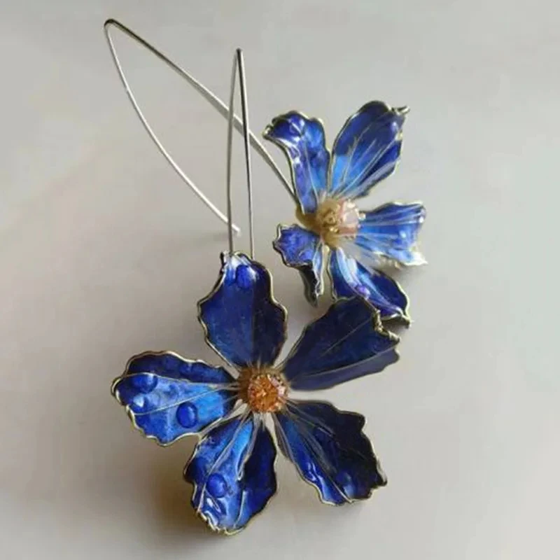 Blue Vintage Flower