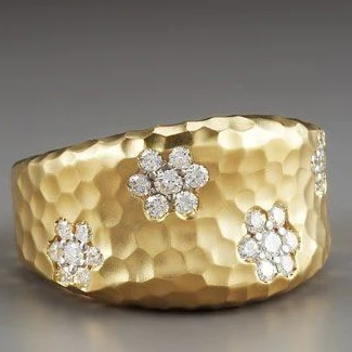 Vintage Golden with Inlaid Shiny Flower Ring