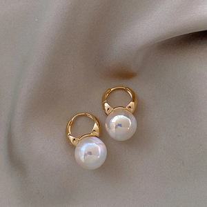 Elegant Gold Pearl Earrings