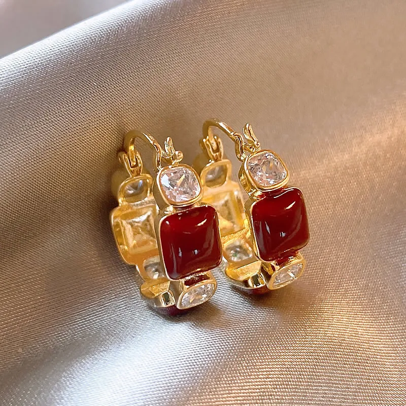 Elegant Red Gold Zirconia