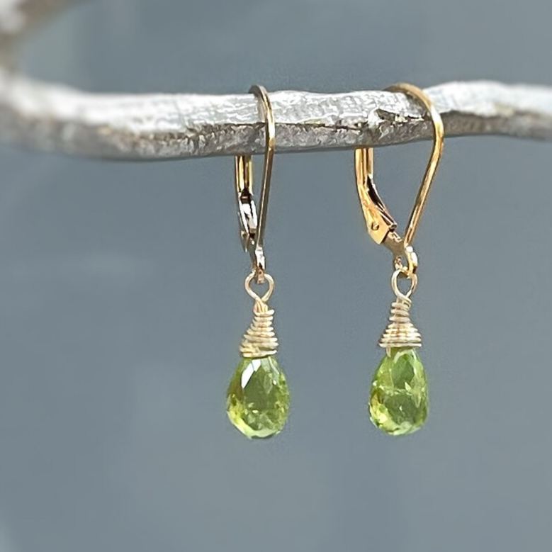 Vintage Green Dangling Drop