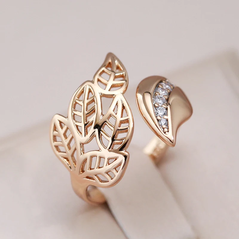 Elegant Hollow Leaf Golden Ring