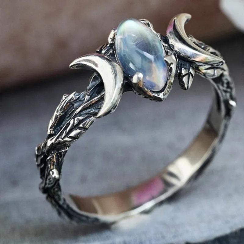 Vintage Moonstone Ring