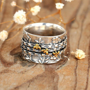 Little Bee Flower Ring