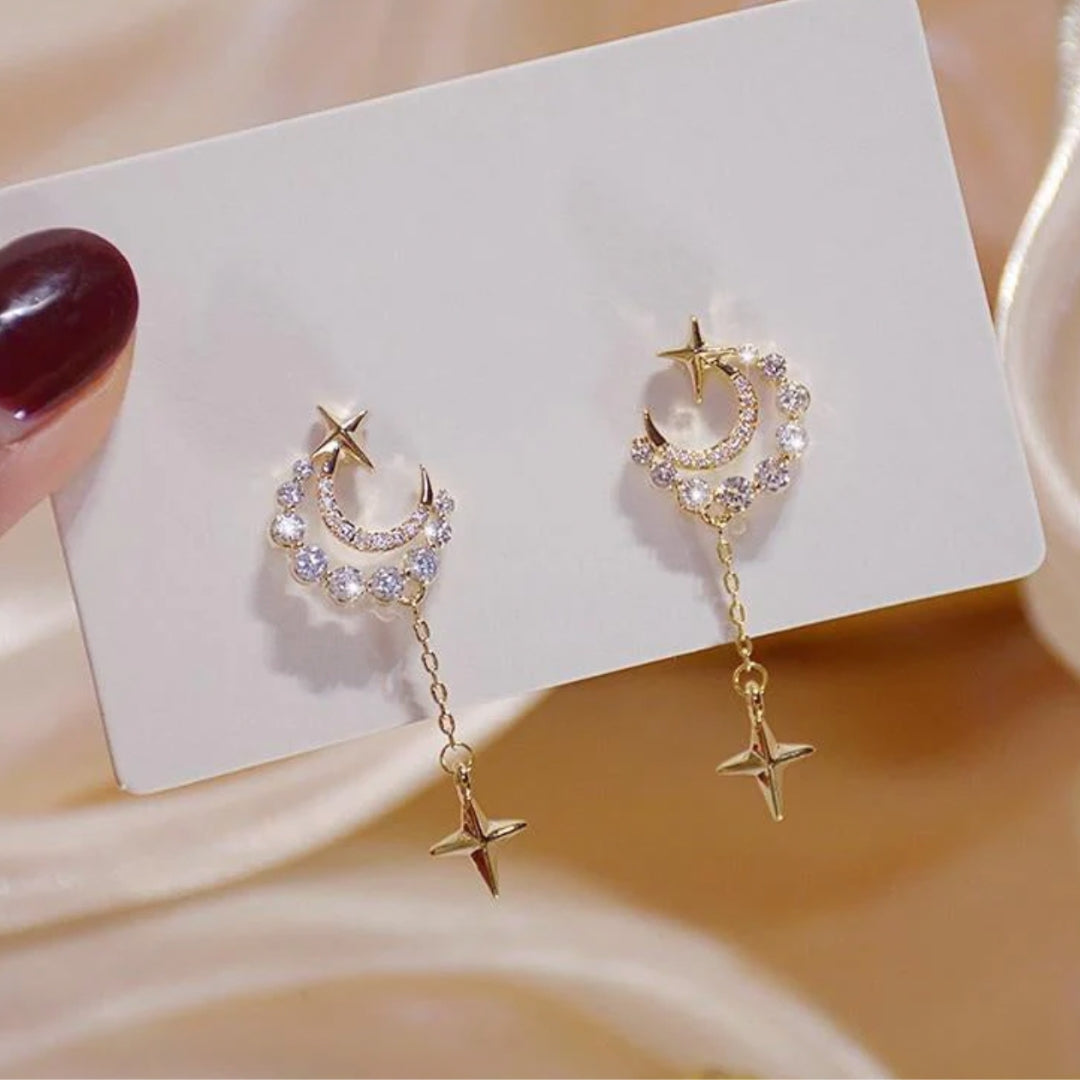 Exotic Moon Pendant Earrings with Zirconia in Gold