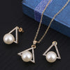 Set of Necklace + Triangular Earrings with Pearls and Zirconia in Gold