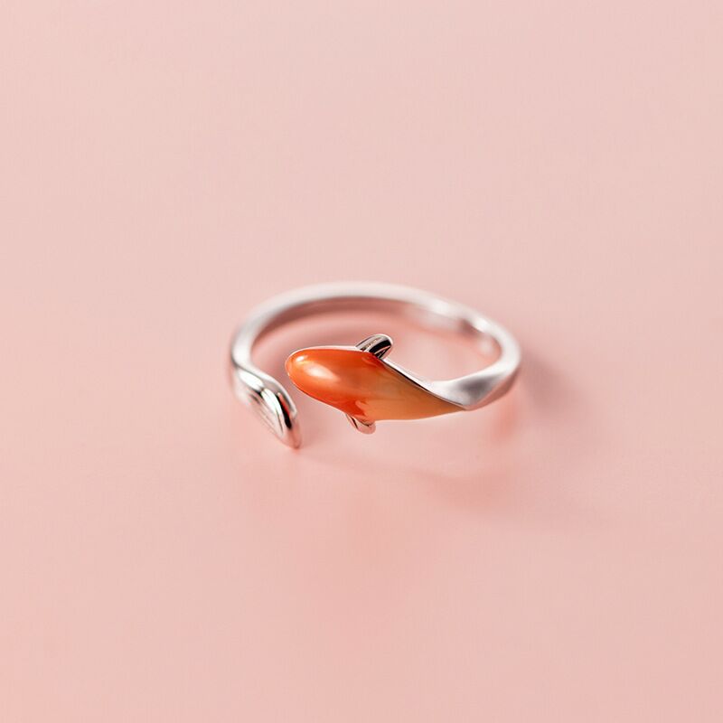 Adjustable Goldfish Ring in Silver