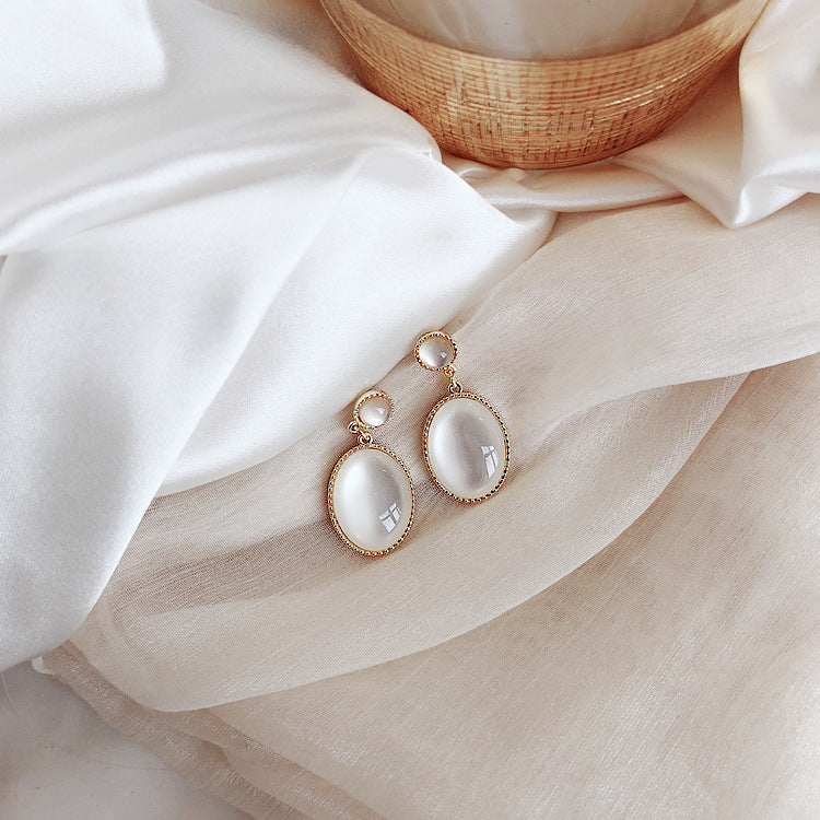 Moonstone Earrings in Gold