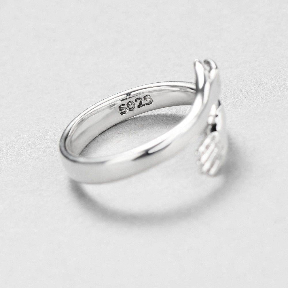 Lovely Adjustable Hug Ring in Silver