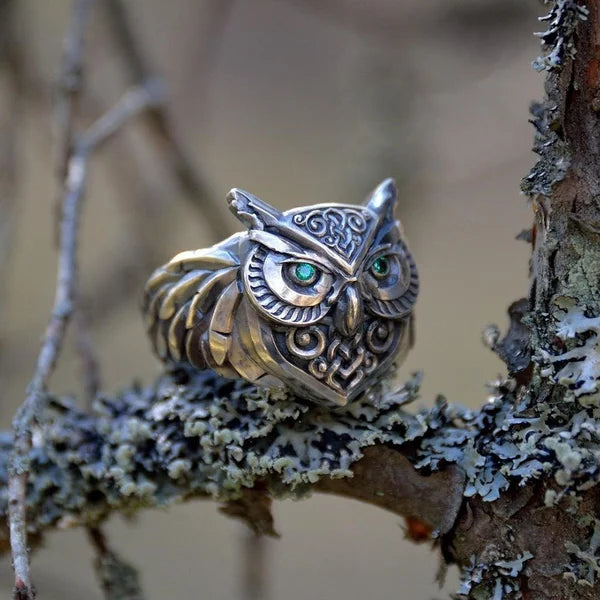 Owl Emerald Ring